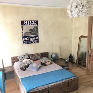 https://great-and-light-private-room-in-the-heart-of-nice.fr-provencehotel.com