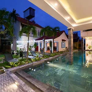 3* Hotel Legend