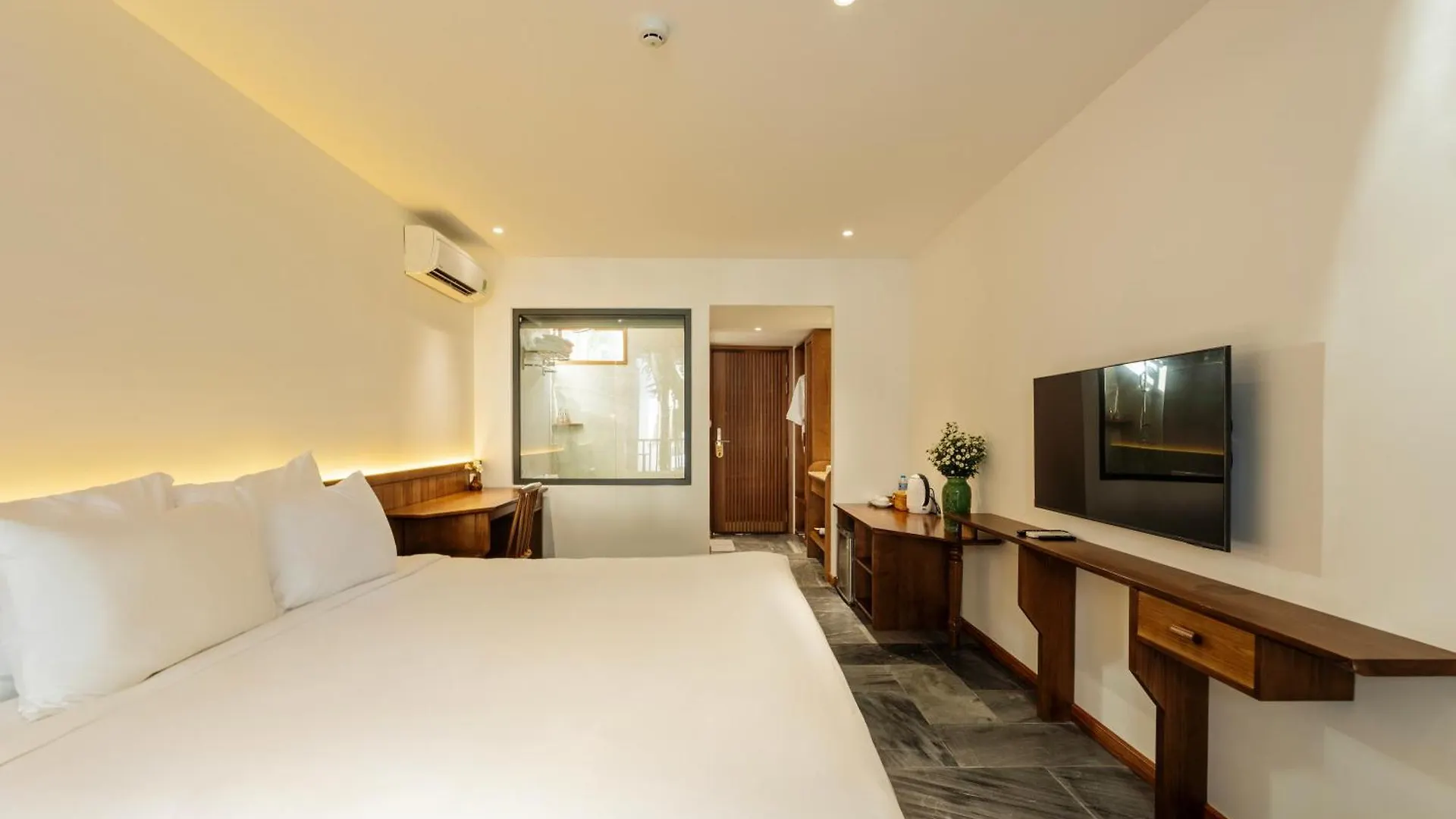هوي ان Shoreline Stay فيتنام